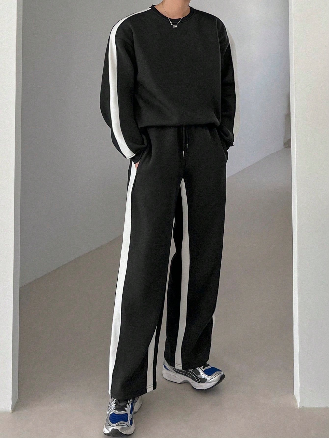 DAZY Patchwork Sporty Men Sweatsuit Set, Autumn