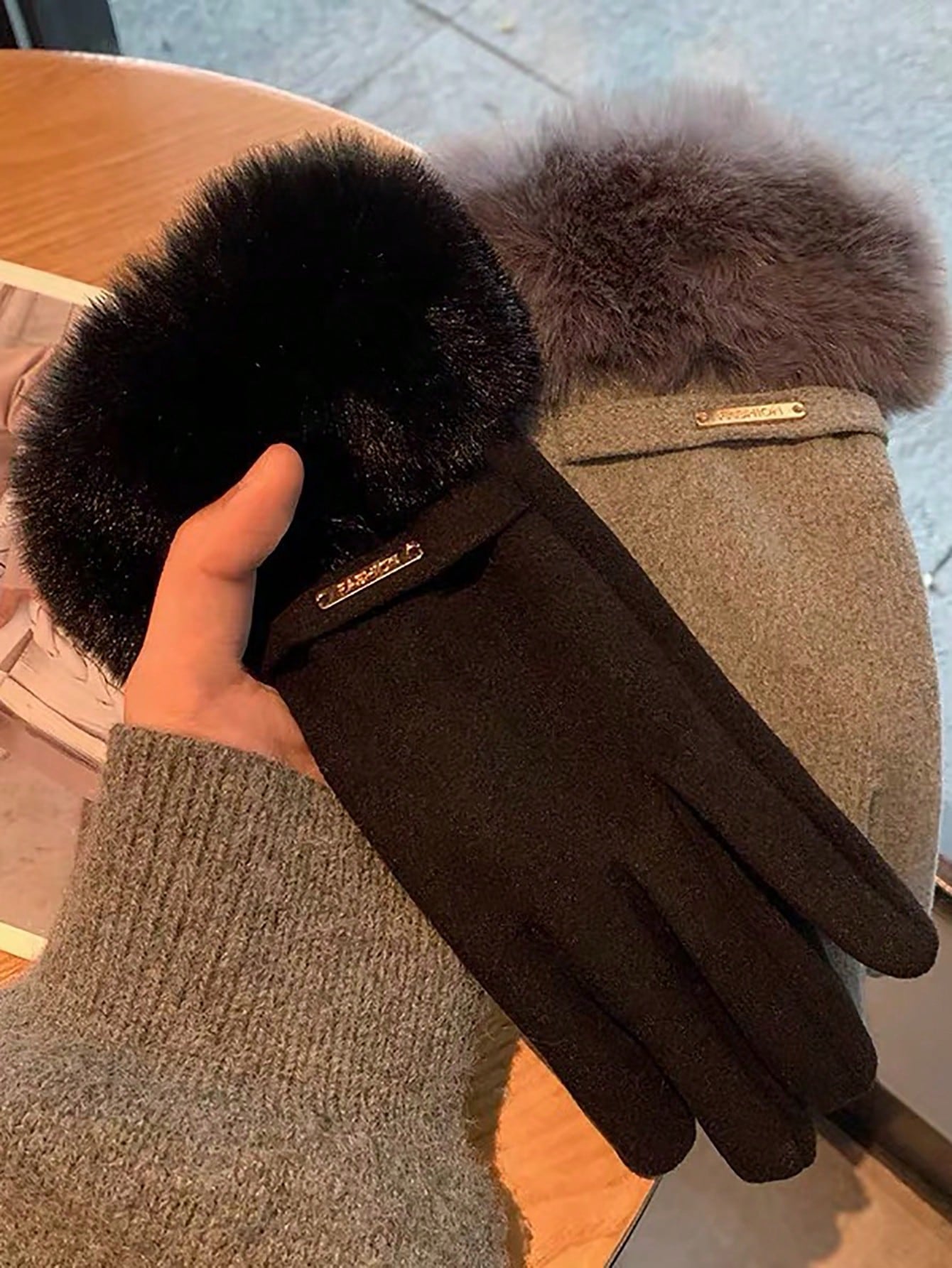 1 Pair Women's Winter Cold And Windproof Warm Gloves Elegant Casual Finger Touch Screen Gloves Suitable For Outdoor Cycling, Traveling, Daily Wear