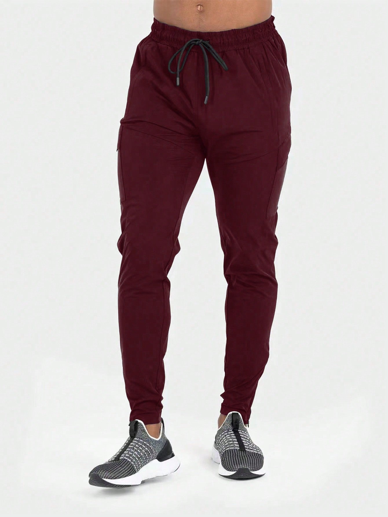 Manfinity Fitness Men's Casual Simple Letter Print Drawstring Waist Sports Pants