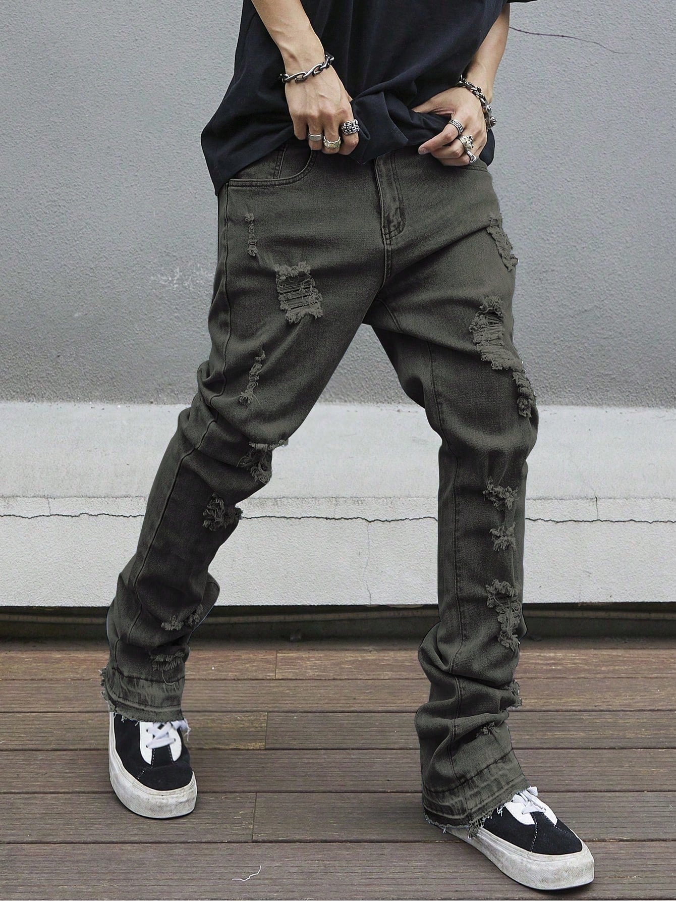 Manfinity LEGND Tight Flare Hem Full Length Distressed Pockets Plain Color Denim Jeans