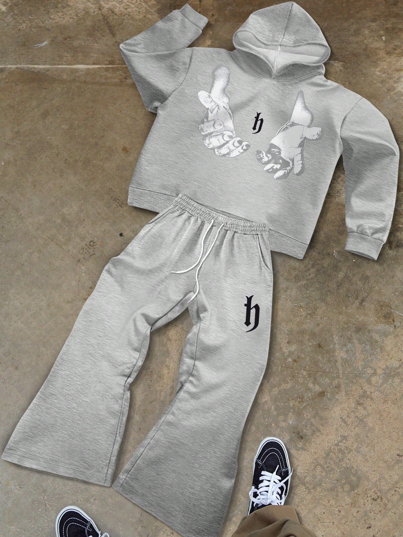 Manfinity EMRG Men's Autumn/Winter Letter Print Long Sleeve Hoodie Sweatshirt And Sweatpants Casual Suit Set