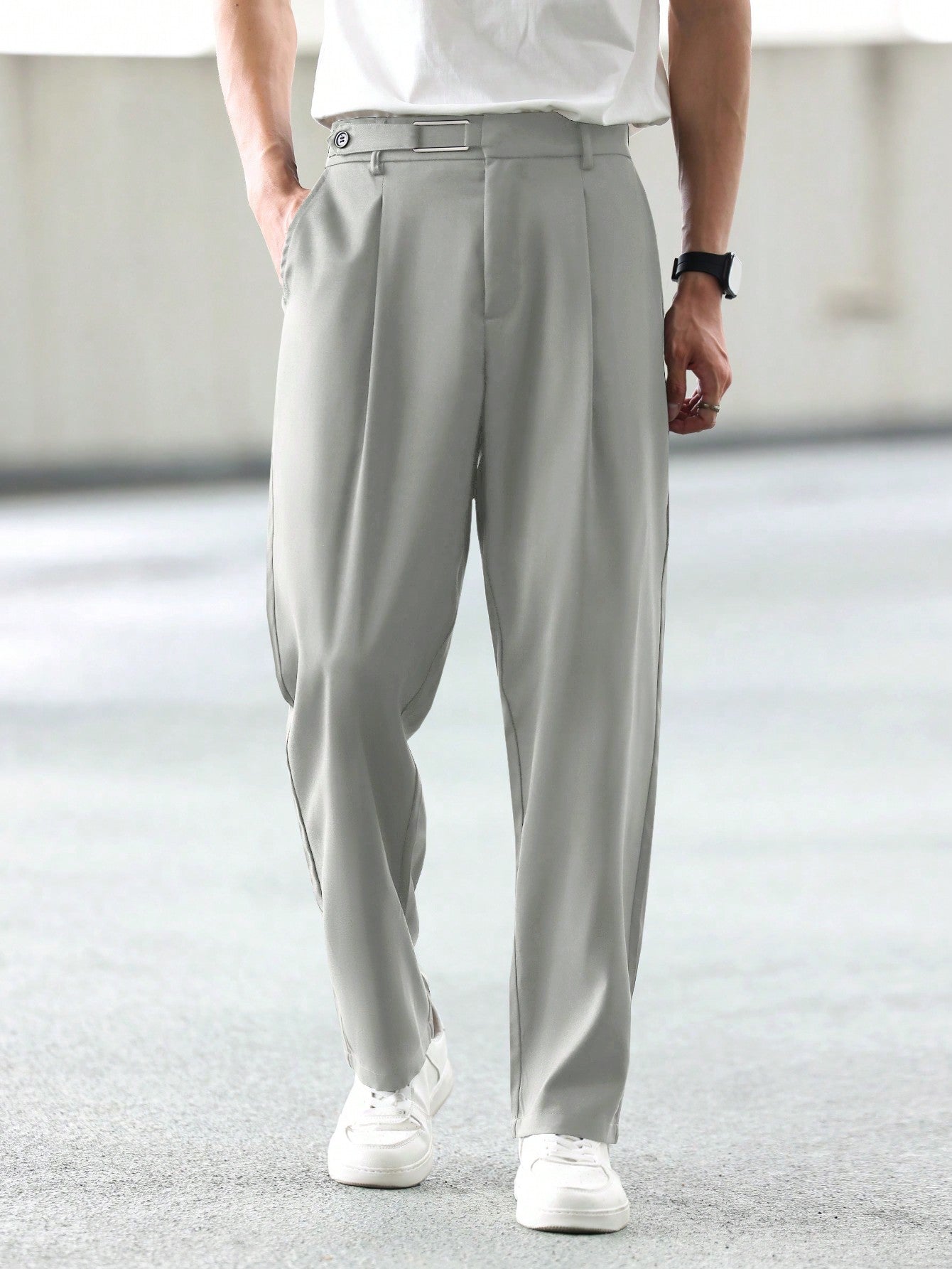 Manfinity Hypemode Classic Solid Color Button-Up Casual Straight-Leg Trousers With Pockets