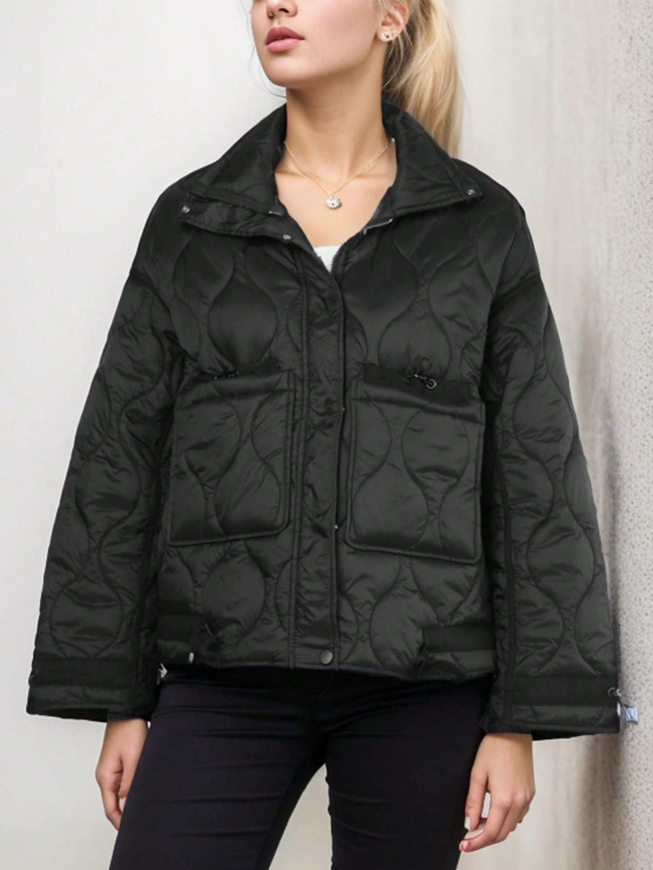 Women's Oversized Quilted Jacket Zip Up Stand Collar Lightweight Puffer Jackets Padded Winter Coat