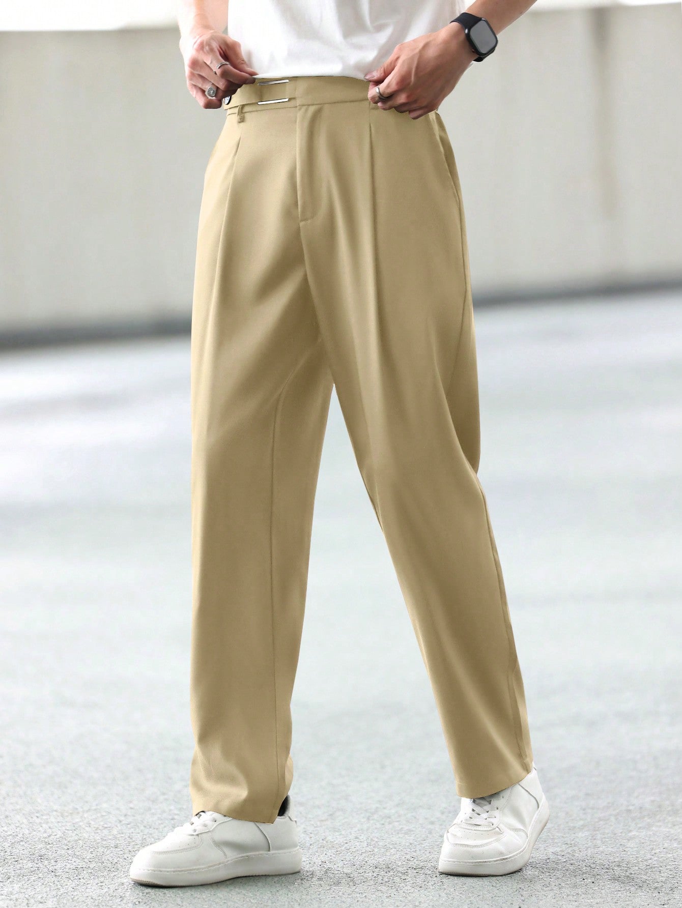 Manfinity Hypemode Classic Solid Color Button-Up Casual Straight-Leg Trousers With Pockets