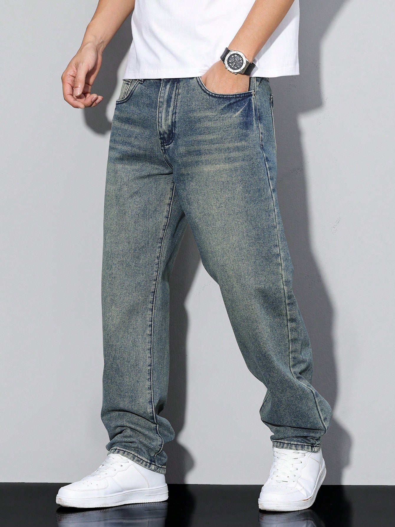 Manfinity Homme Men's Solid Color Pocket Casual All-Match Straight Leg Jeans