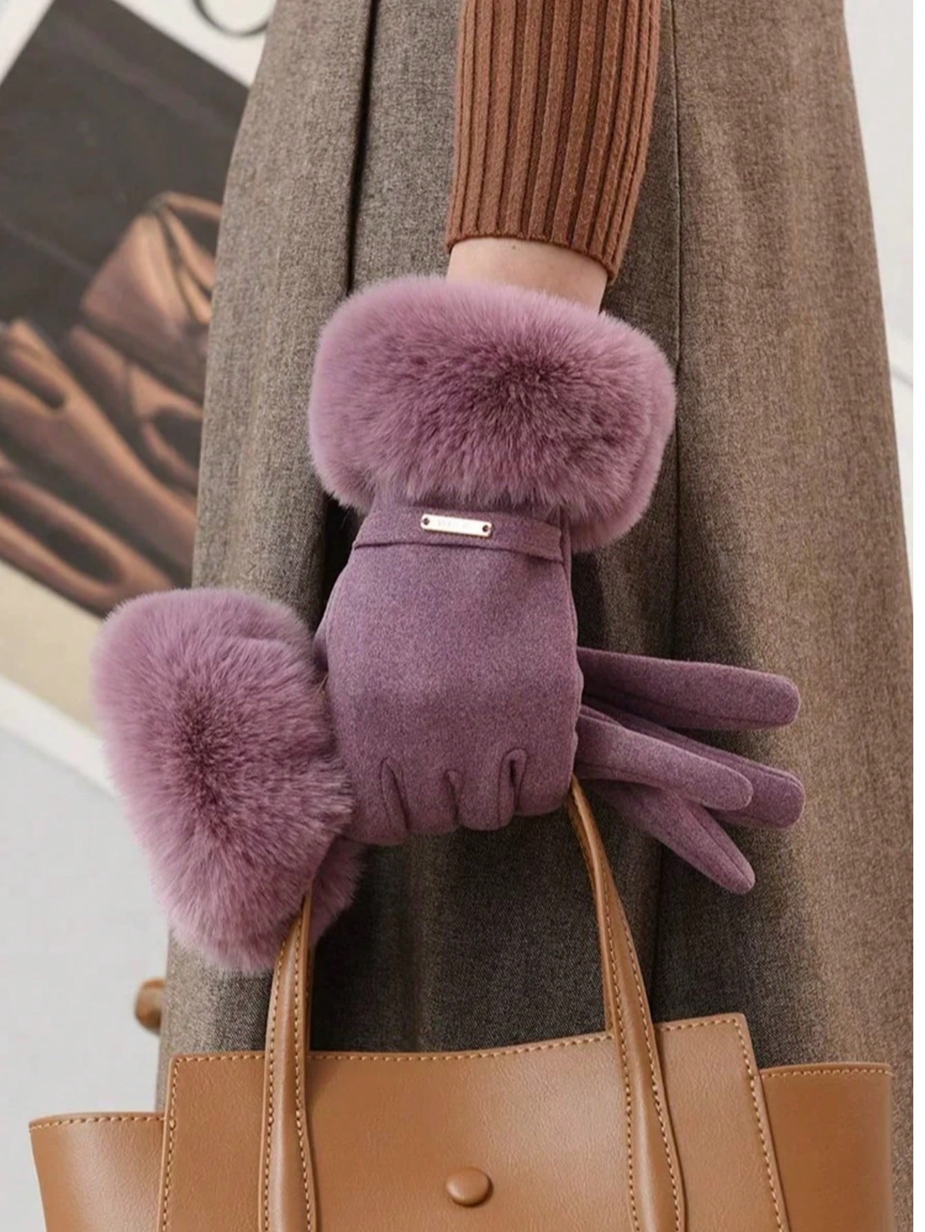 1 Pair Women Navy Plush Cuff Fashion Warm Gloves With Touchscreen Function, Suitable For Daily Use In Autumn And Winter