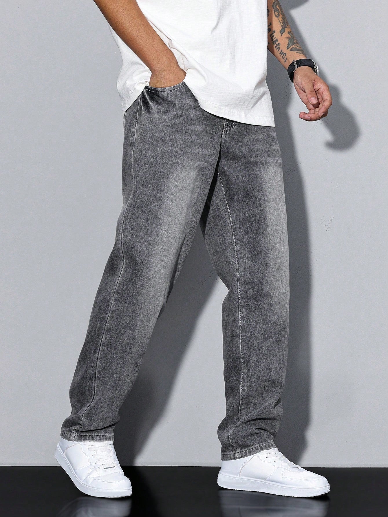 Manfinity Homme Men's Solid Color Pocket Casual All-Match Straight Leg Jeans