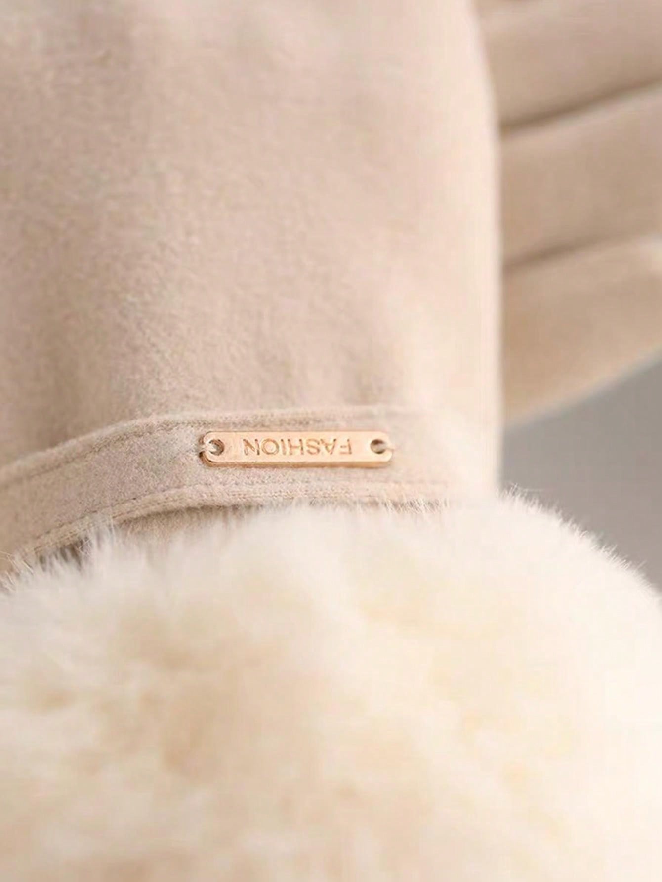 1 Pair Elegant Solid Color Polyester Fiber Touch Screen Gloves, Full Finger Fashionable Warm With Fluffy Cuff For Ladies, Winter Outdoor Casual Dating