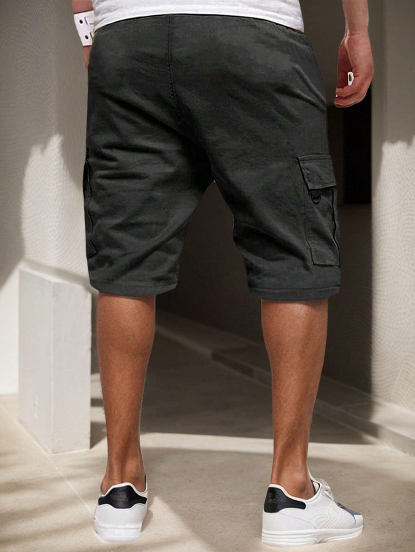 SANOPY Men's Solid Elastic Waist Casual Cargo Shorts With Pockets