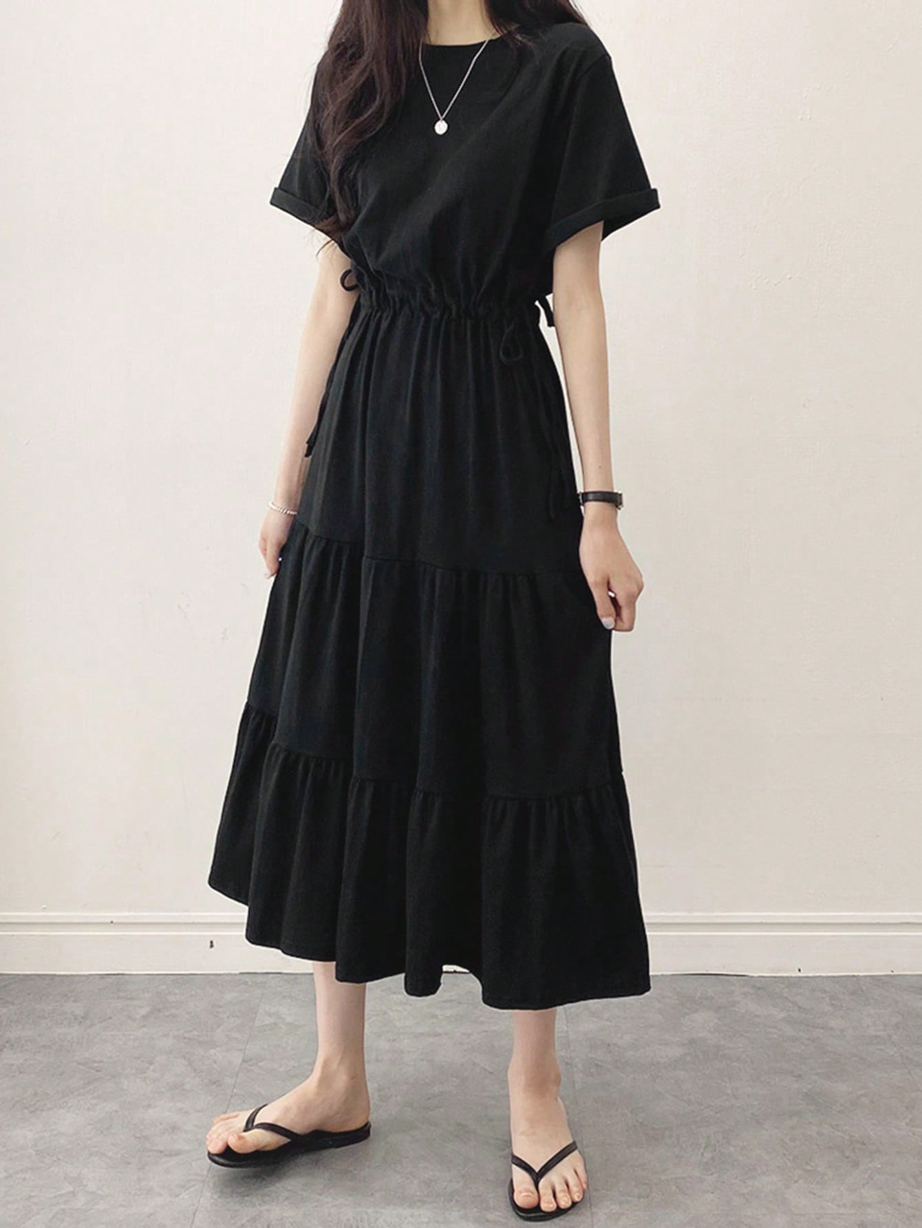 DAZY Solid Drawstring Waist Layered Hem Dress,Ladies Casual Drawstring,Ruffle Hem Short Sleeve Round Neck Regular Fit Long Black Cotton Roll Up Sleeve Plain A Line Women Long Dresses,Spring/Summer,Casual Daily Wear