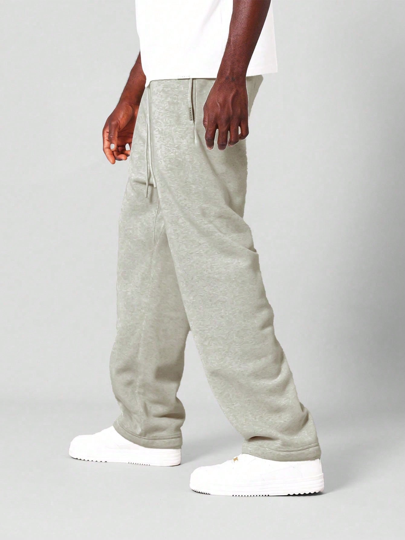 SUMWON Straight Fit Essential Drop Crotch Jogger